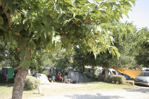 Campsites where you can set your tent up at the Beauséjour campground