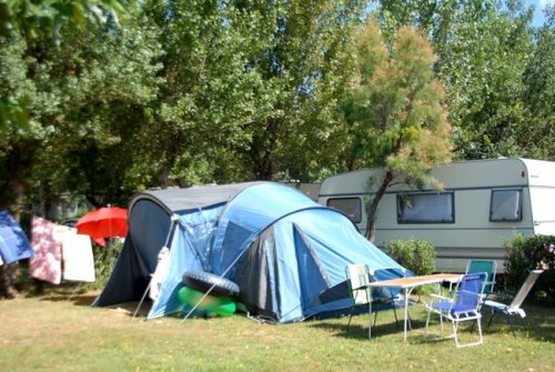 Summer holidays in a tent at the Beauséjour campground